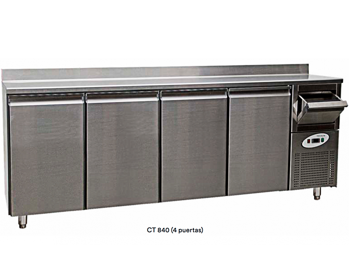 mesa-fria-de-refrigeracion-ct-840-4-puertas-eurofred.jpg